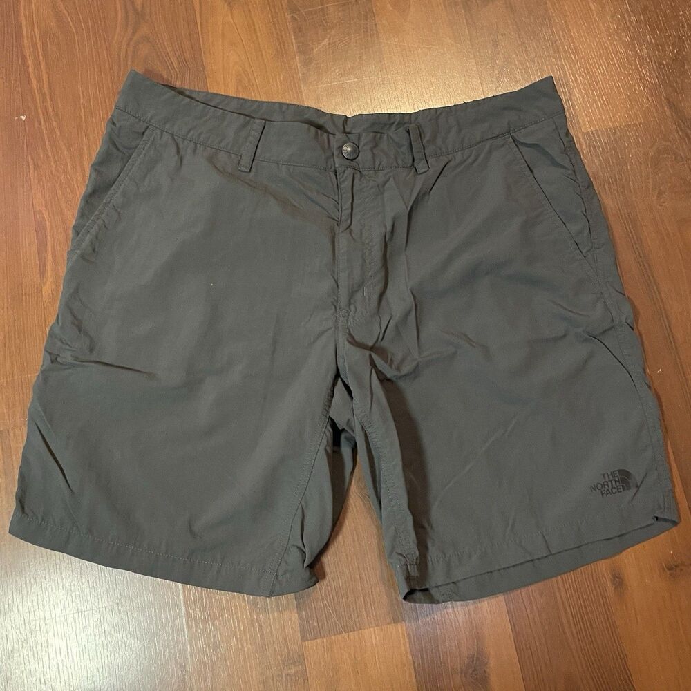 The North Face Shorts Hiking Travel Men's Size 35 Dark Grey 8'' Inseam Nylon
